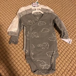 Set of 3 unisex wrap style long sleeve onesies